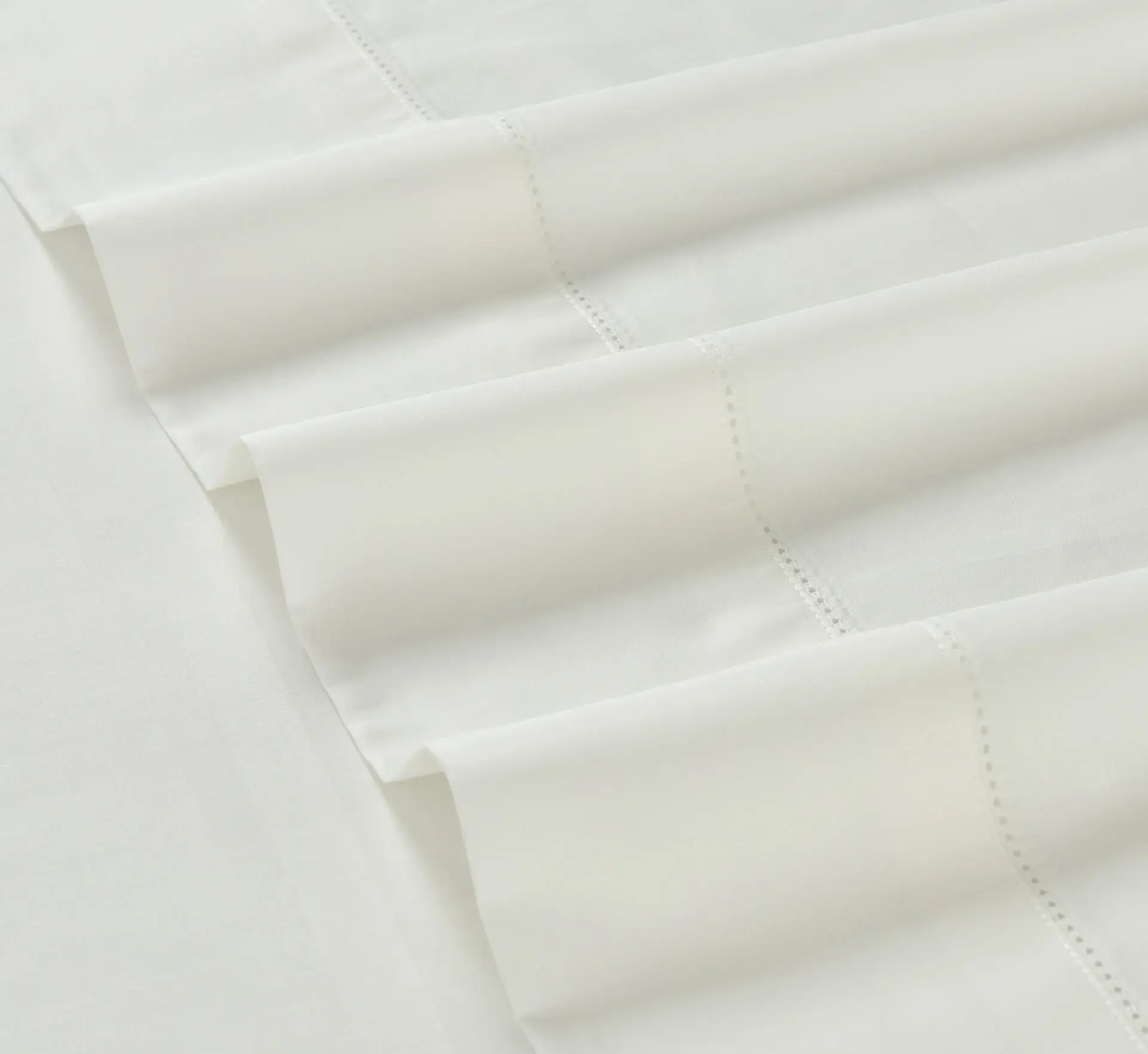 Monaco (White) (ΣΕΤ ΣΕΝΤΟΝΙΑ Υ/Δ 245×270+2 ΜΑΞ/ΘΗΚΕΣ 52×75) 300TC