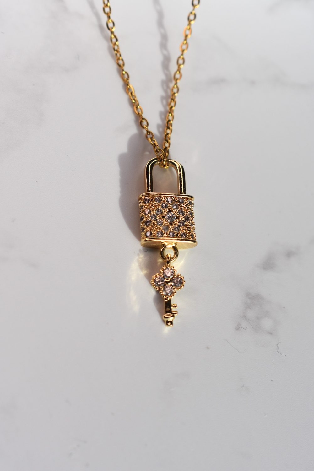 Γυναικείο Κολιέ Κλειδαριά με Ζιργκόν από Ανοξείδωτο Ατσάλι Χρυσό